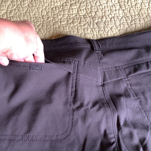 Dickie’s Black 9” Shorts * 10 - Picture 12 of 13